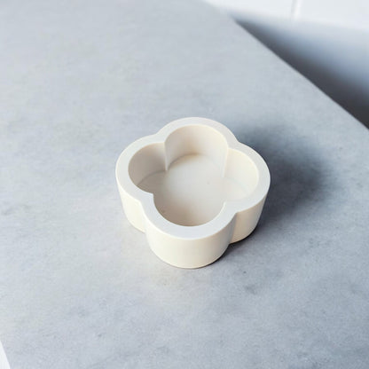 Van Cleef Candle