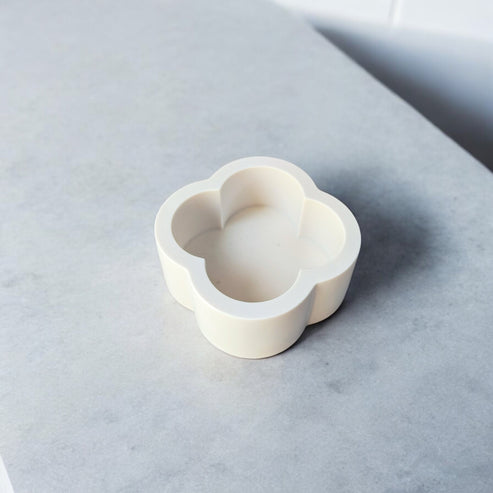 Van Cleef Candle
