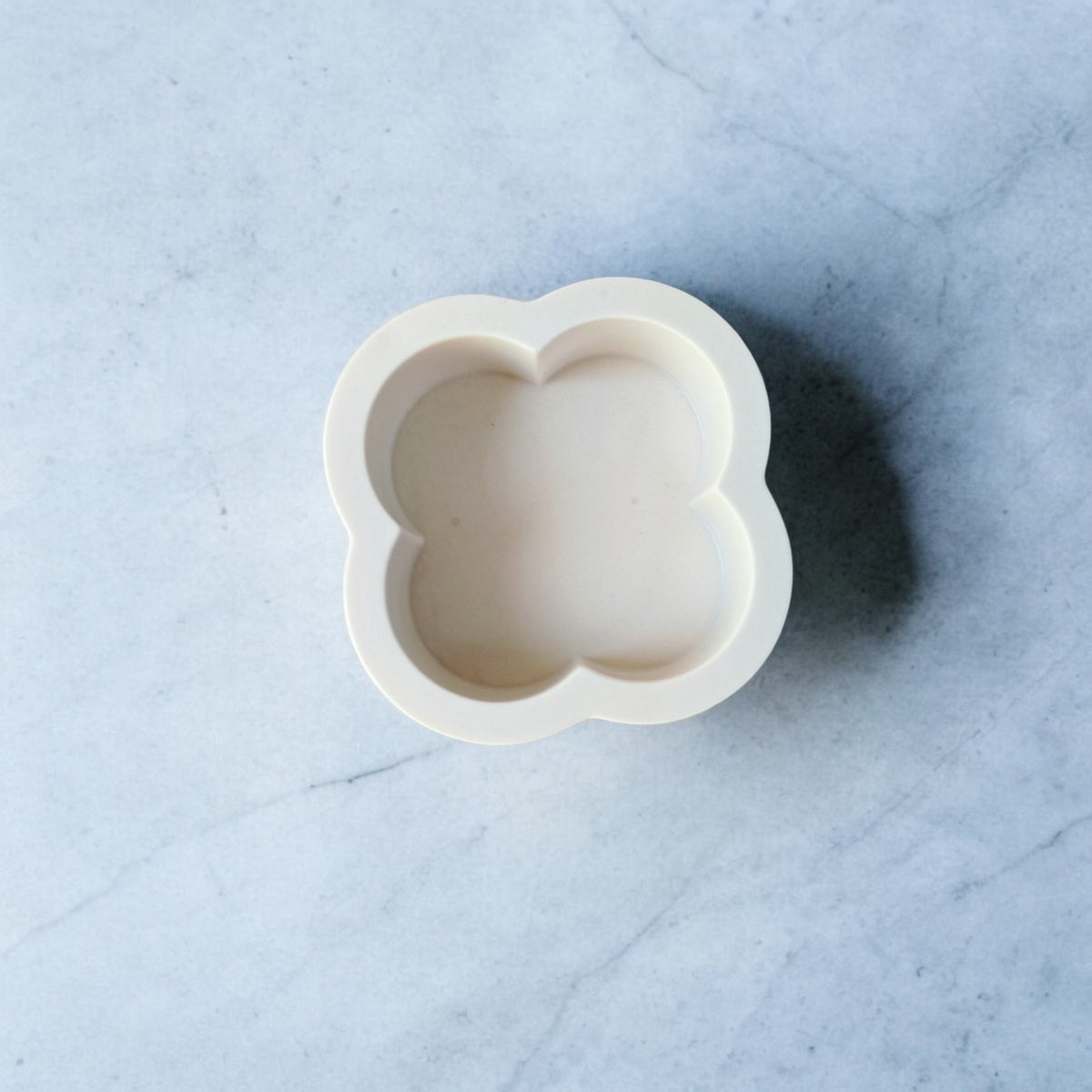 Van Cleef Candle