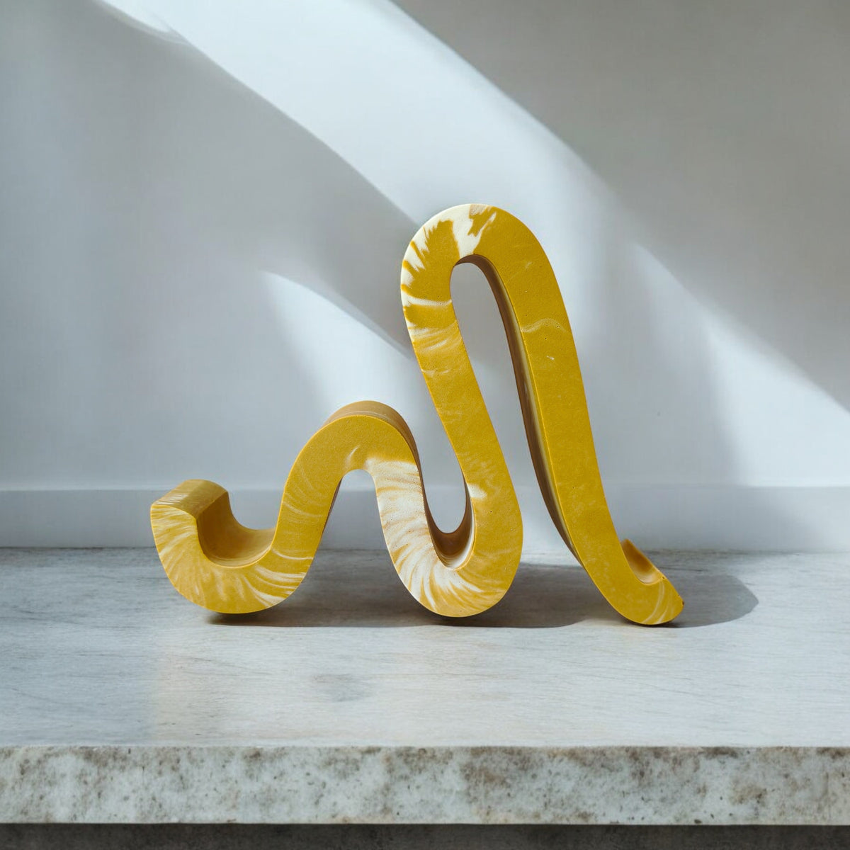 Swirl Stand