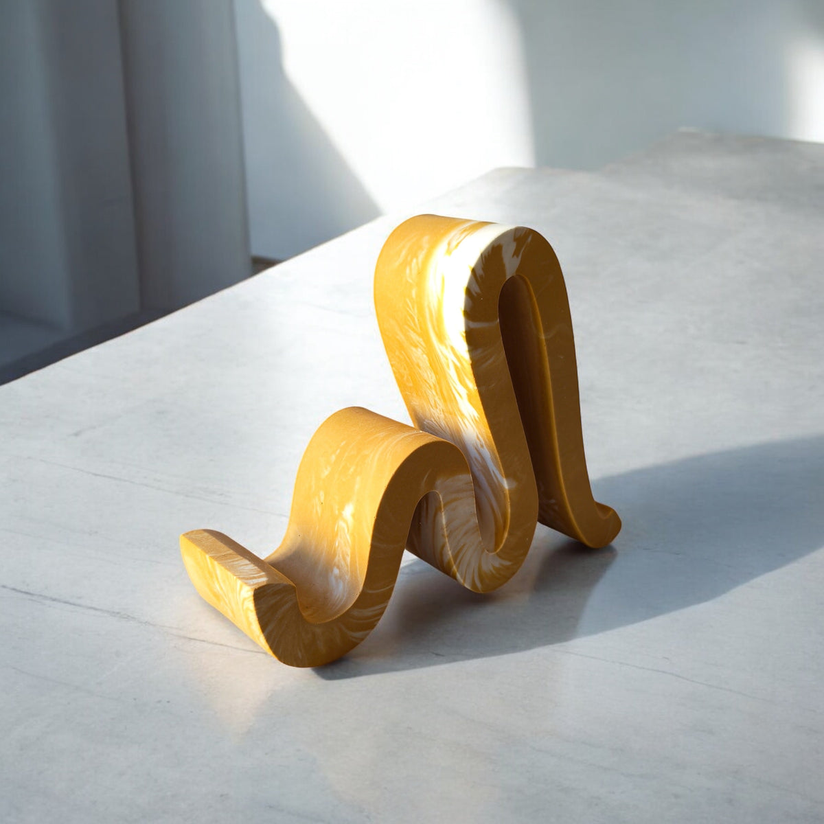 Swirl Stand
